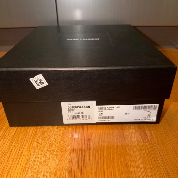 Saint Laurent YSL Logo Heel Sandals in Black WILLING TO NEGOTIATE - Picture 4 of 6